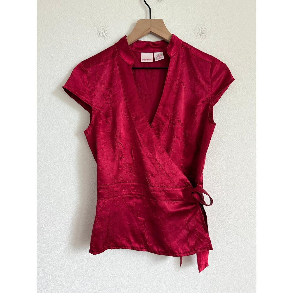 Y2K Coquette Satin Wrap Top Red Cap Sleeve Crinkle Blouse Medium VTG Xhilaration